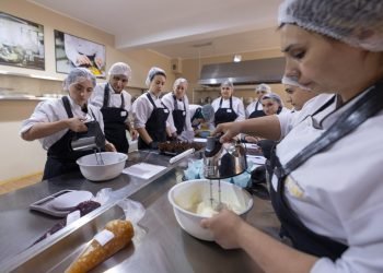 “AzerGold” QSC şəhid və müharibədə yaralananların ailələri ilə bağlı növbəti sosial layihənin icrasına başlayıb