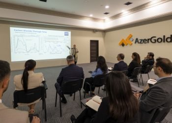 “AzerGold” QSC-də IE Universiteti tərəfindən dayanıqlı inkişaf mövzusunda təlim keçirilib