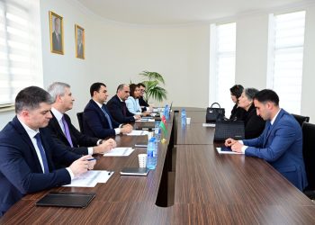 Mədəniyyət naziri Adil Kərimli Siyəzəndə vətəndaşların müraciətlərini dinləyib(FOTO)
