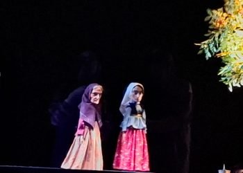 “İnnab ağacı” premyerasını Sankt-Peterburq səhnəsində etdi