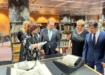 Mədəniyyət Nazirliyinin nümayəndə heyəti Zaqreb Milli və Universitet Kitabxanasını ziyarət edib