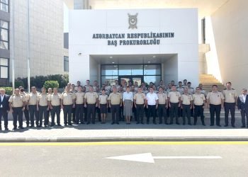 Hərbi qulluqçularla maarifləndirici tədbirlər keçirilir