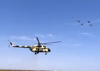 Hərbi pilotlar təlim-məşq uçuşlarını icra ediblər – VIDEO