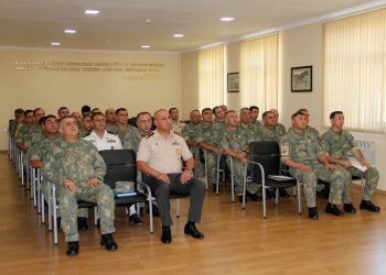 Hərbi Polis İdarəsində qoşun xidmətinin təşkili üzrə seminar keçirilib