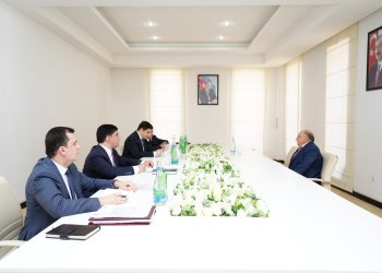 Nazir Fərid Əhmədov Quba şəhərində vətəndaşları qəbul edib
