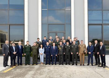 Hərbi attaşelər Milli Aviasiya Akademiyasını ziyarət ediblər