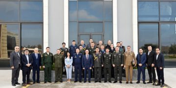 Hərbi attaşelər Milli Aviasiya Akademiyasını ziyarət ediblər