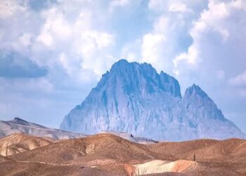 “Nuhun gəmisi hansı torpaqda dayanıb?”- Zaur Əliyev