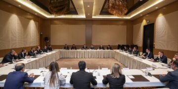 Ədliyyə Nazirliyi və KOBİA biznes assosiasiyalarla görüş keçirib(FOTOLAR)