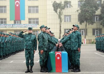 DSX birləşmə və hərbi hissələrində gənc əsgərlərin andiçmə mərasimi keçirilmişdir(FOTOLAR)