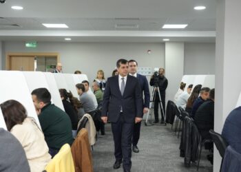 Notariat fəaliyyəti ilə məşğul olmaq istəyən namizədlərlə test imtahanı keçirilib