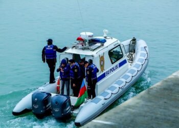 Su polisi Xəzər dənizində brakonyerlik edən şəxsi saxladı
