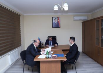 Mürsəl İbrahimov Xaçmazda vətəndaşların problemlərini dinlədi(FOTOLAR)