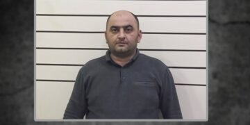 Polis dələduzluqda ittiham edilərək işi məhkəmə baxışında olan şəxsi yenidən eyni əməli törətdiyi üçün saxlayıb