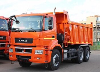 Xəzər dənizindən qanunsuz qum-çınqıl daşıyan şəxslər saxlanılıb