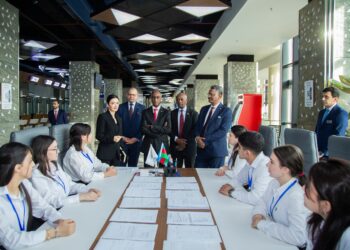 Sudanlı nazir müavini “ASAN xidmət”də