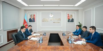 Nazir Fərid Əhmədov “Yüksəliş” müsabiqəsinin qalibləri ilə görüş keçirib