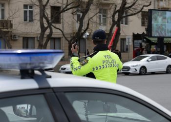 BDYPİ əlverişsiz hava şəraitində yollardakı vəziyyətlə bağlı sürücülərə müraciət etdi