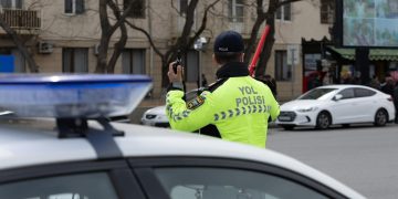 BDYPİ əlverişsiz hava şəraitində yollardakı vəziyyətlə bağlı sürücülərə müraciət etdi