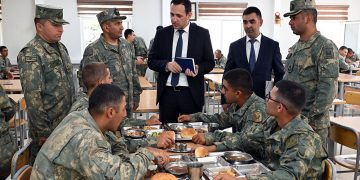 Ombudsman Aparatının nümayəndələri hərbi hissədə olublar