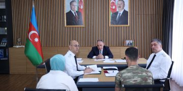 Baş prokuror paytaxtın Nəsimi rayonunda vətəndaşları qəbul edib